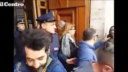 Lavoratori di Pescara e Avezzano in piazza per il lavoro