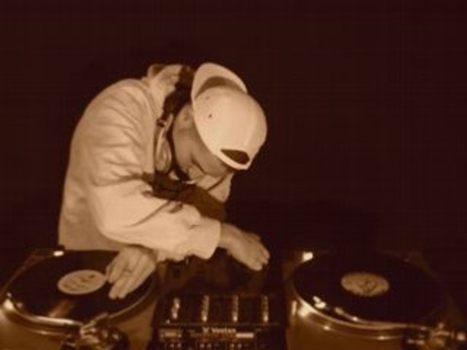 DJ TEZ R'M'X R'N'B (Brandy)