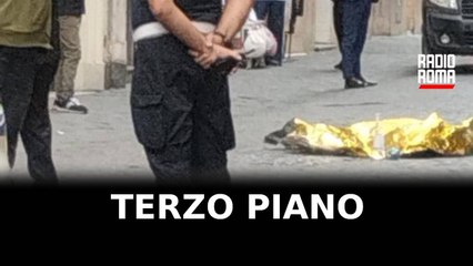 Cane precipita dal terzo piano e ferisce alla testa donna incinta