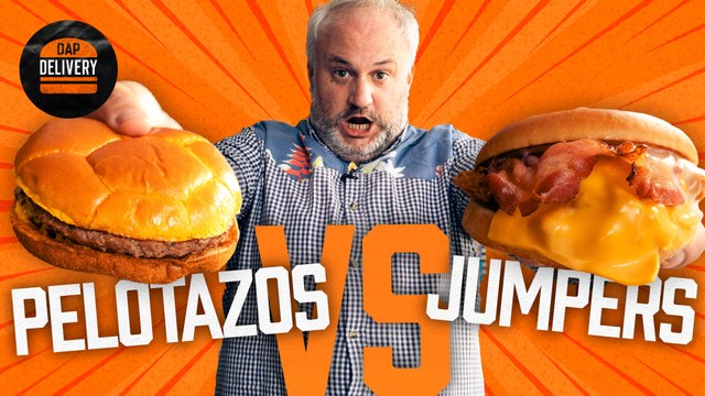 Burger King PELOTAZOS VS. KFC JUMPERS 🍔 Probamos las hamburguesas con los snacks más populares