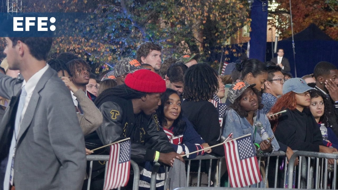 Kamala Harris pospone su discurso tras unos resultados en clara desventaja frente a Trump