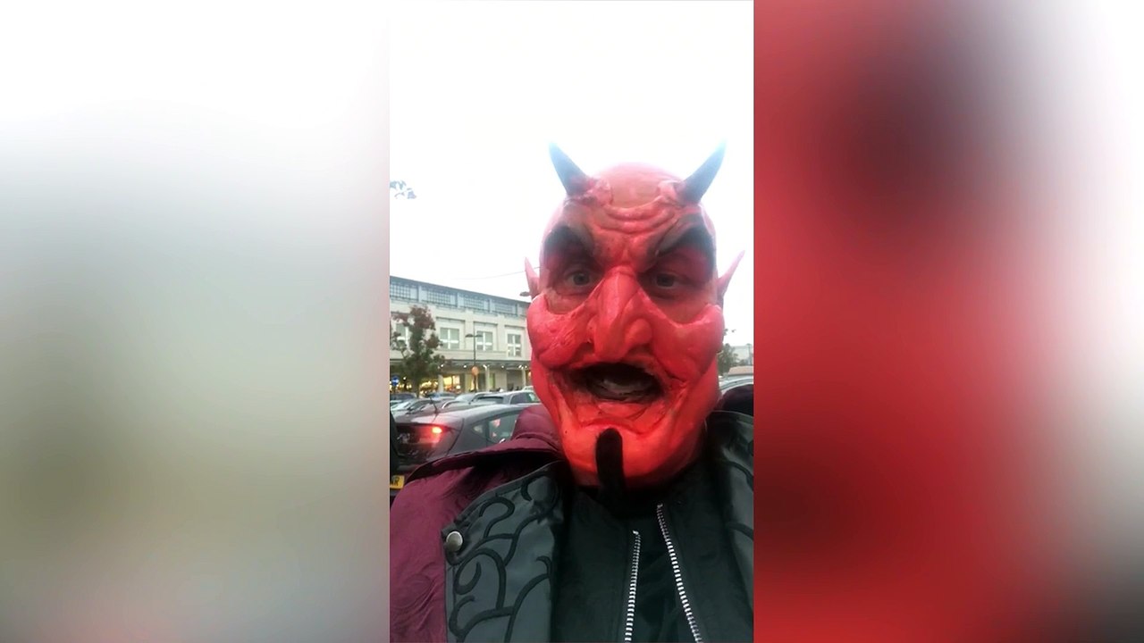 Men wearing Halloween costumes ‘kicked out’ of shopping centre