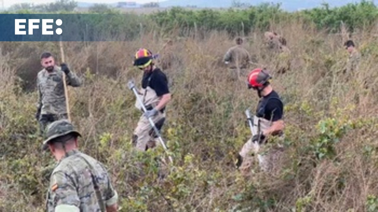 Miembros de la UME buscan a desaparecidos cerca de Loriguilla