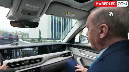 Cumhurbaşkanı Erdoğan'ın hediye ettiği araca binince mest oldu