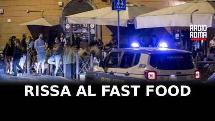 Roma, Natale con rissa al fast food