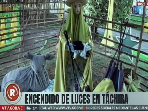 Táchira | Encendido de luces iluminó y llenó de Navidad la Plaza Bolívar del mcpio. Cárdenas