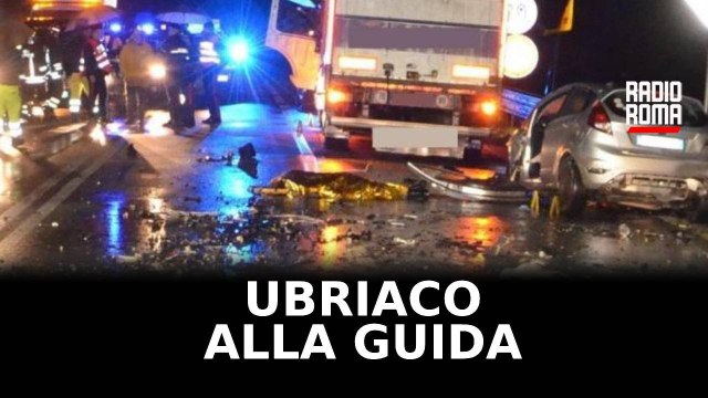 Ubriaco alla guida, si schianta contro un tir, muore compagna