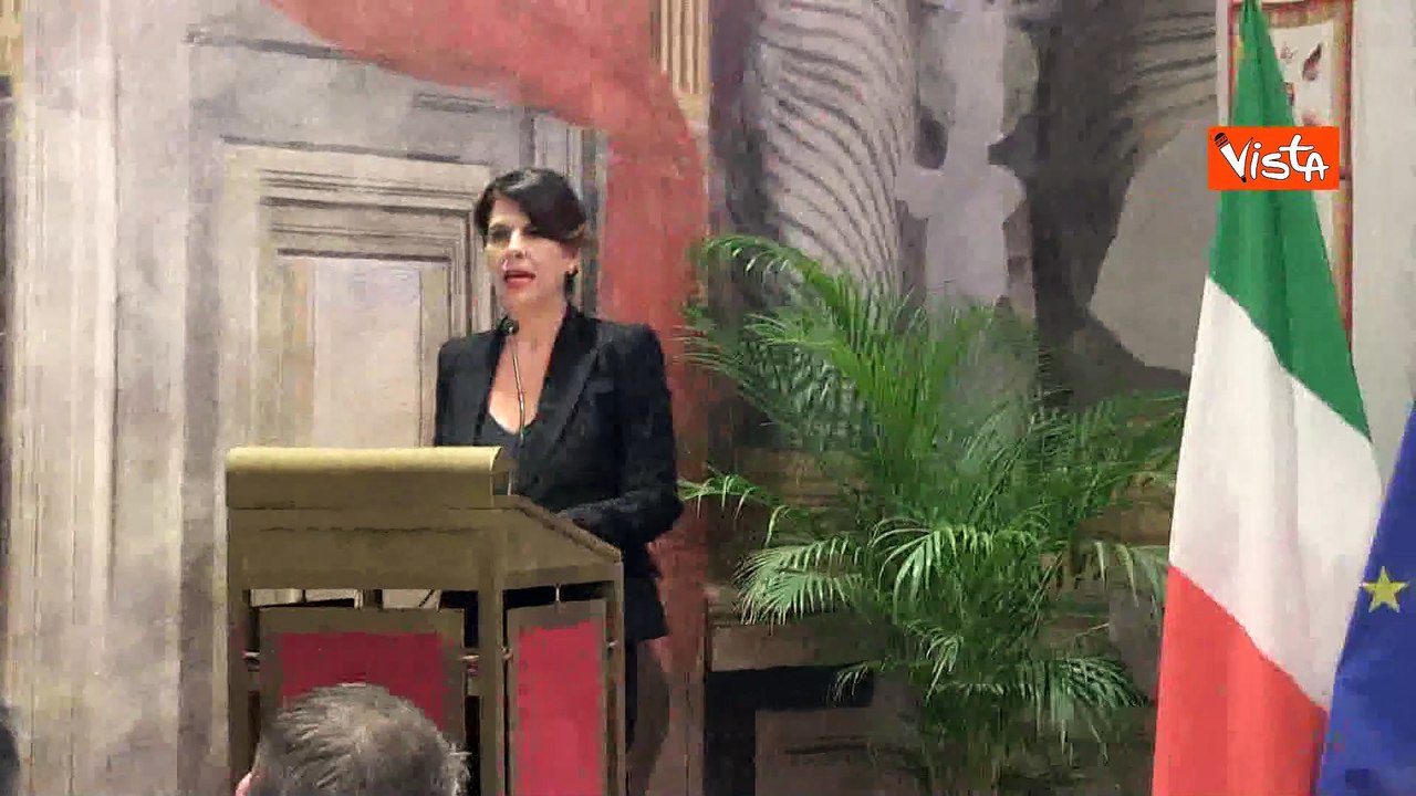 Geppi Cucciari: La Rai? "Make viale Mazzini plurale again"