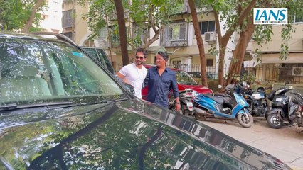 Shahid Kapoor Snapped At Three By Subbi In Andheri