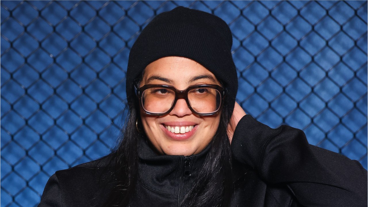 GALA VIDEO - Melha Behdia, ses confessions émouvantes sur sa silhouette : “Aujourd’hui, je ne suis pas plus mal”