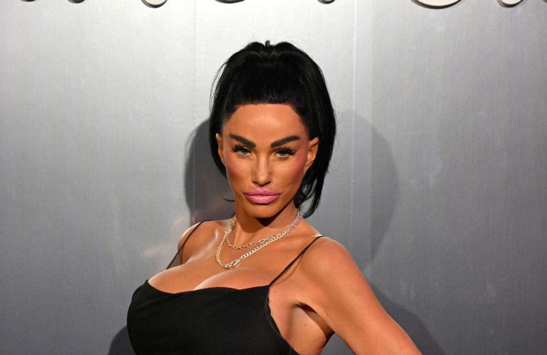 Katie Price has reiterated that she would like "two more" children after confusing people with pictures of her with "twins"