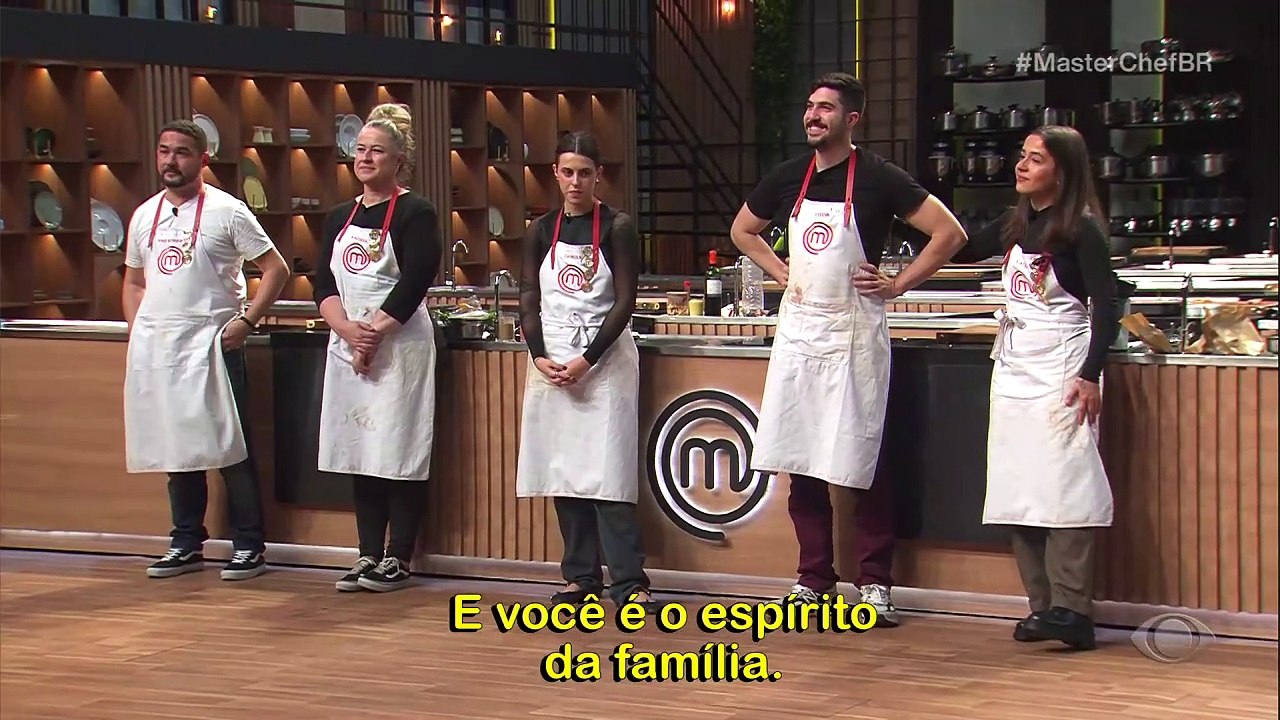 Andréia, Laura e Vitor são eliminados na semifinal do MasterChef