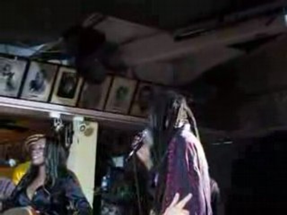 Don Carlos Live , Stalk of Sinsemilla   Young Girl