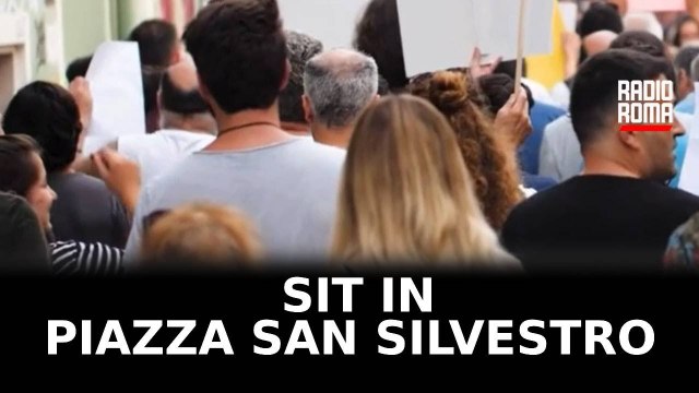 Taxi, sit in a Piazza San Silvestro con urla e spintoni