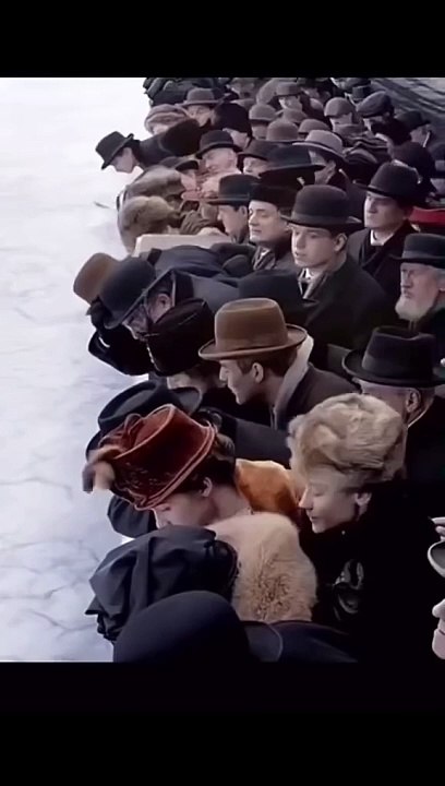 Top too night movie scene