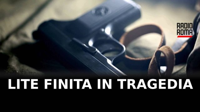 Lite per auto parcheggiate, uccide il vicino