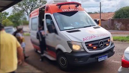 Samu atende homem após rebaixamento de consciência no Guarujá