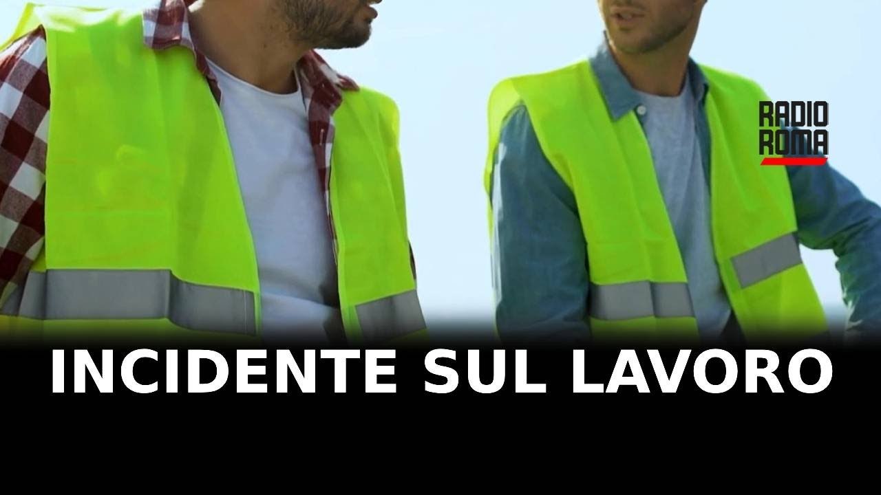 Altra vittima sul lavoro, 30enne cade da capannone a Campoleone