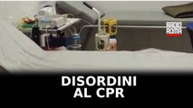 Un migrante tenta suicidio, disordini al Cpr di Roma