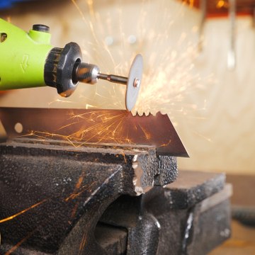 Idées pour fondre le métal et tours d'aimants excitants que vous voudrez essayer dès aujourd'hui