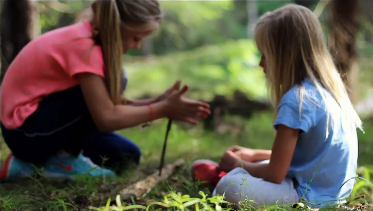 Zwei Familien auf Weltreise | movie | 2019 | Official Trailer