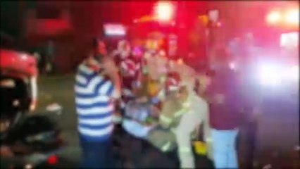 Idosa fica presa em ferragens em capotamento no Centro