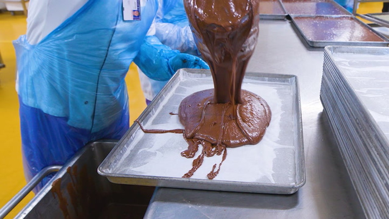 How Qatar Airways prepares 200,000 meals from scratch every day