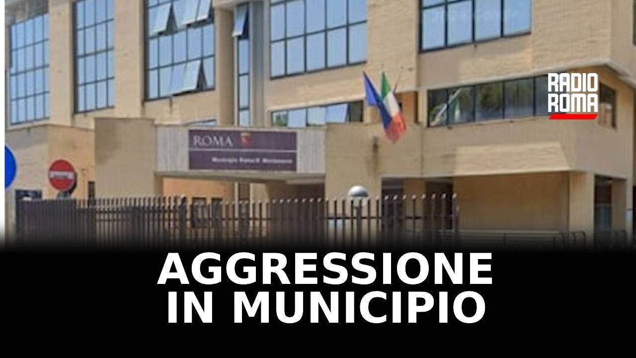 Video Aggressione in Municipio, dipendente colpita da una collega