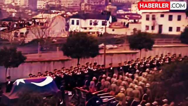 Ulu Önder Mustafa Kemal Atatürk'ü saygı ve minnetle anıyoruz