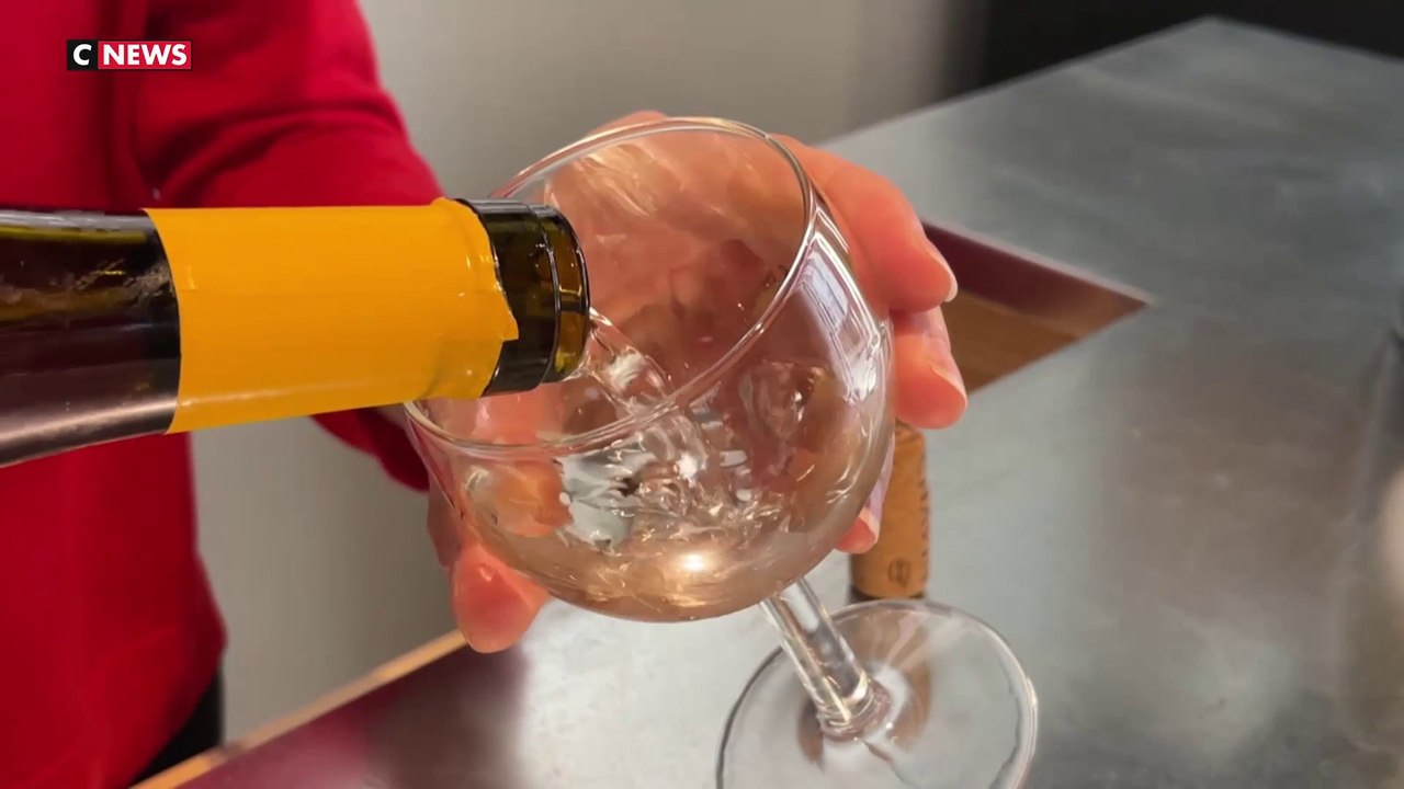 Bordeaux : une cave sans alcool vient d’ouvrir ses portes dans la capitale mondiale du vin, une première