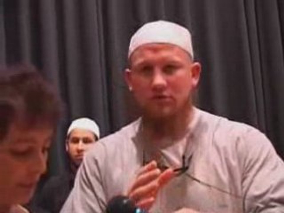 Live Shahadas - converting to Islam in Germany