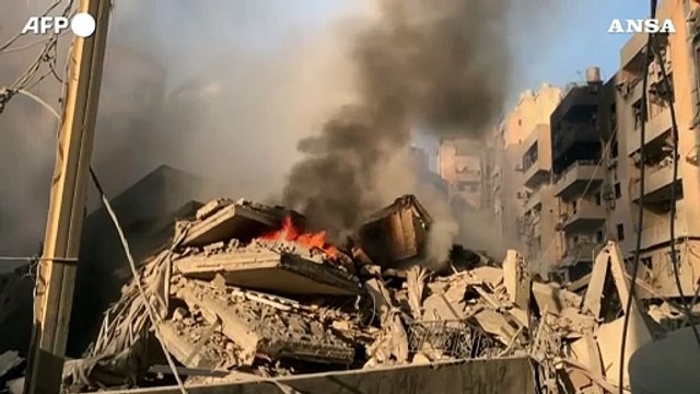 Beirut, i bombardamenti israeliani notturni sulla zona sud