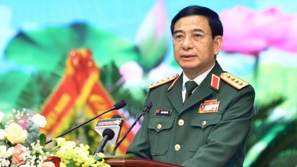 Đại tướng Phan Văn Giang khen ngợi hai phi công xử lý kịp thời tình huống trên không
