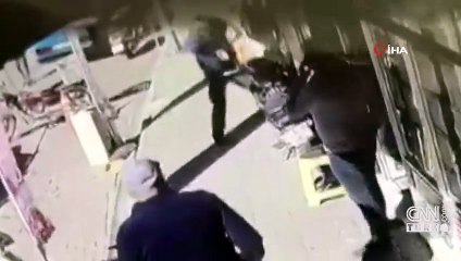 Denizli'de ''alacak-verecek'' tartışması: Dükkanın camlarını tuzla buz etti!