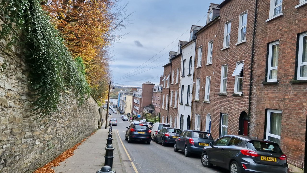 Asylum Road Derry city centre