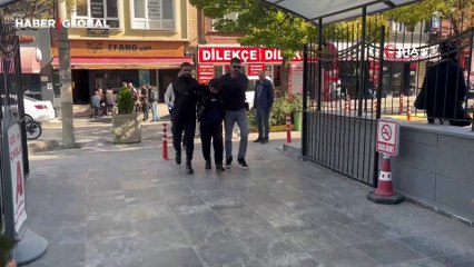 Pes dedirten anlar: “Durduk yere bıçakladım”