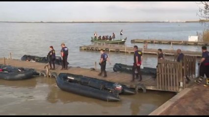 I sommozzatori dell'esercito spagnolo cercano ancora i dispersi