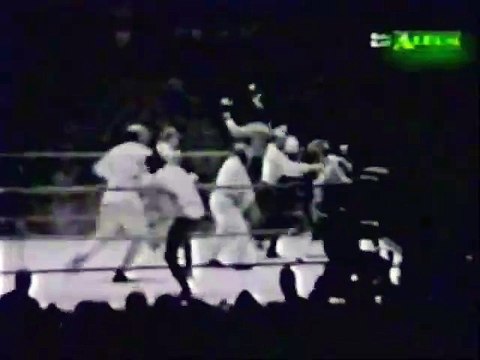 Nino Benvenuti vs Carlos Monzon I La pelea del año (1970) | Round 12