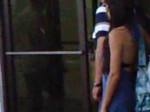 Llegada RBD a PR..Any corre hacia su Fan Club Anahi Rocks PR