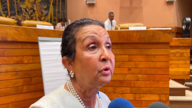 NRL, Air Austral : La mise au point d'Huguette Bello