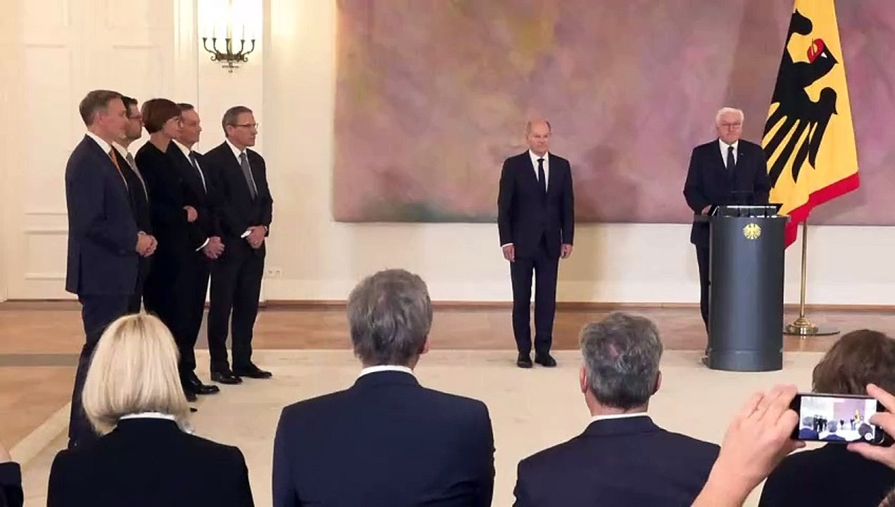 Steinmeier überreicht entlassungsurkunden an fdp-minister