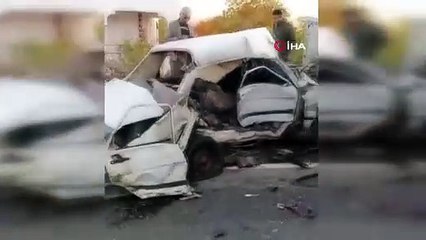 Elazığ’da feci kaza! Otomobil ile kamyonet çarpıştı: 1 ölü, 1 yaralı