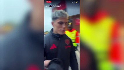 El cruce de Garnacho con un hincha del Manchester United: "¿Por qué no jugás vos?"