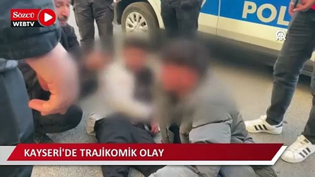 Kayseri'de trajikomik olay: İki genç sataştıkları kişiden dayak yedi, başka birini bıçakladı