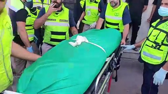 Cinco cascos azules resultan heridos en el sur de Líbano, Israel intensifica sus bombardeos