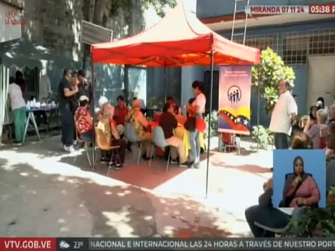 Miranda | Abuelos y abuelas son beneficiados con entrega de medicamentos y ayudas sociales
