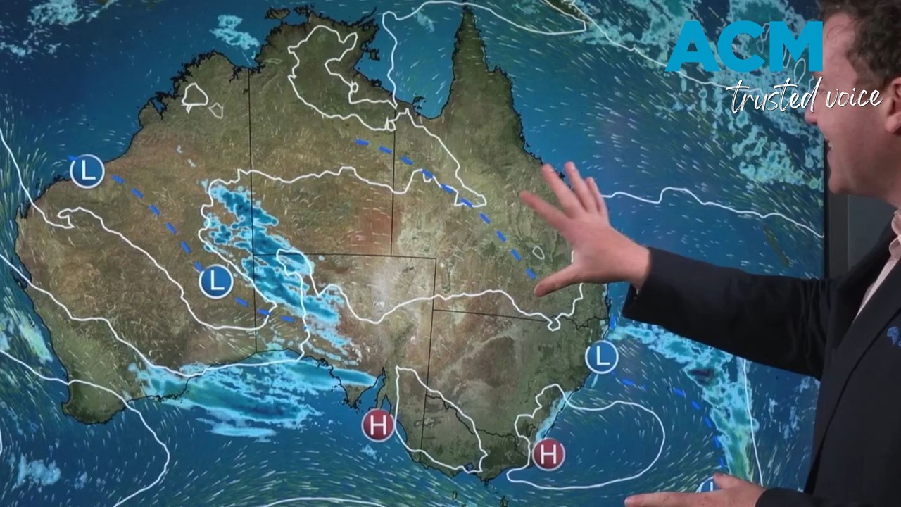 A fine weekend for many, storms develop through central Australia