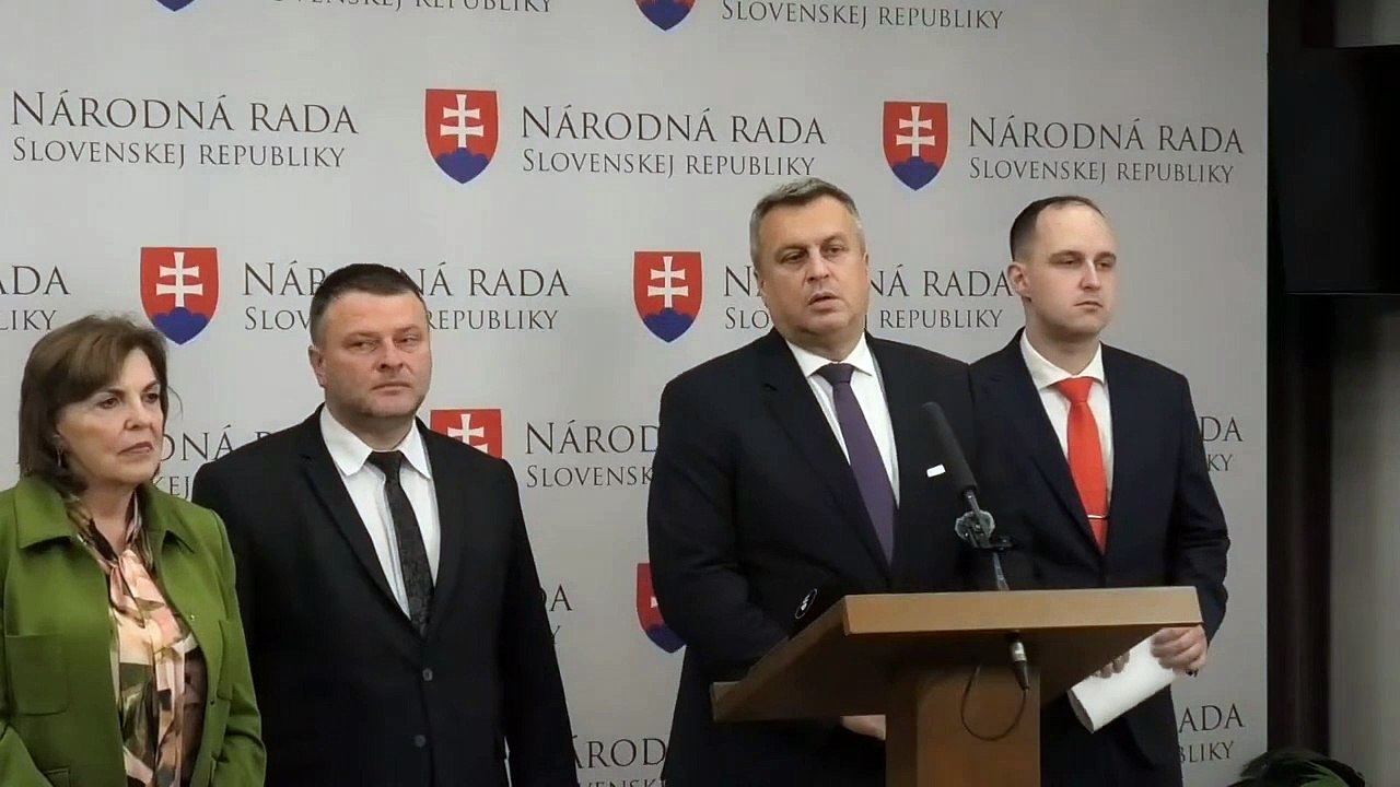 ZÁZNAM: A. Danko: SNS chce na budúci rok pokračovať v novelizácii infozákona