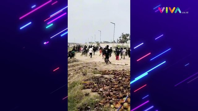 Polisi Kocar Kacir Diserang Warga, Mobil Dirusak-rusak