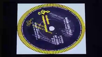 BOBBI MARCHINI - Show And Tell (1973)